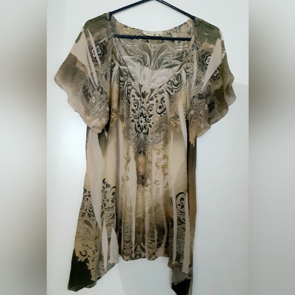 Cato Woman semi-sheer blouse with olive green/tan & floral print. Size 18/20W.
